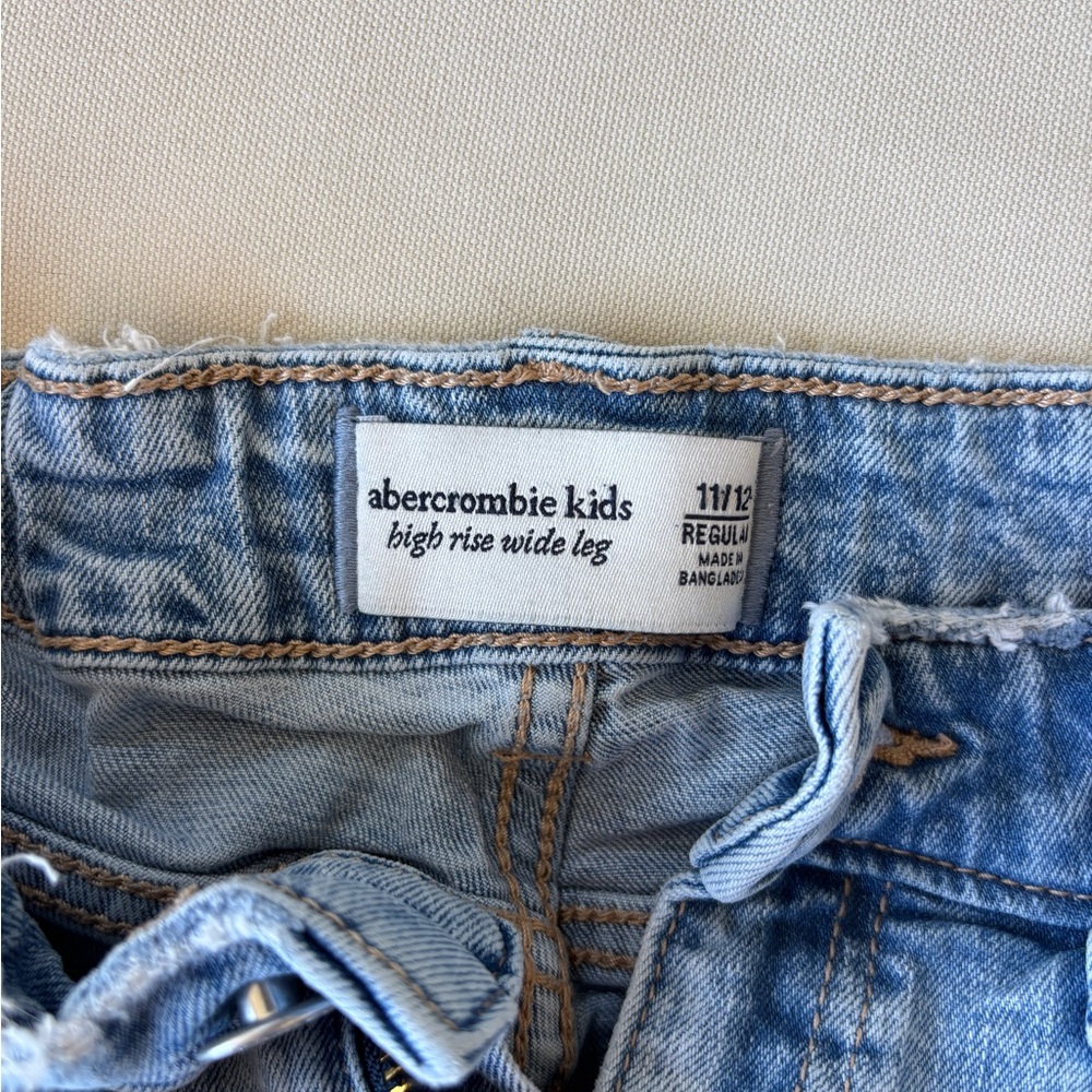 Bundle girls Abercrombie 11/12 jeans wide leg - 3 pairs! - Picture 3 of 8